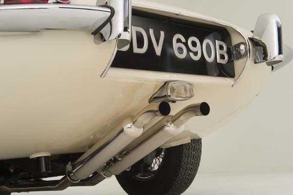 1964 Jaguar Series 1 E Type XKE 3.8 Litre Drop Head Coupe Roadster in Cream 0006